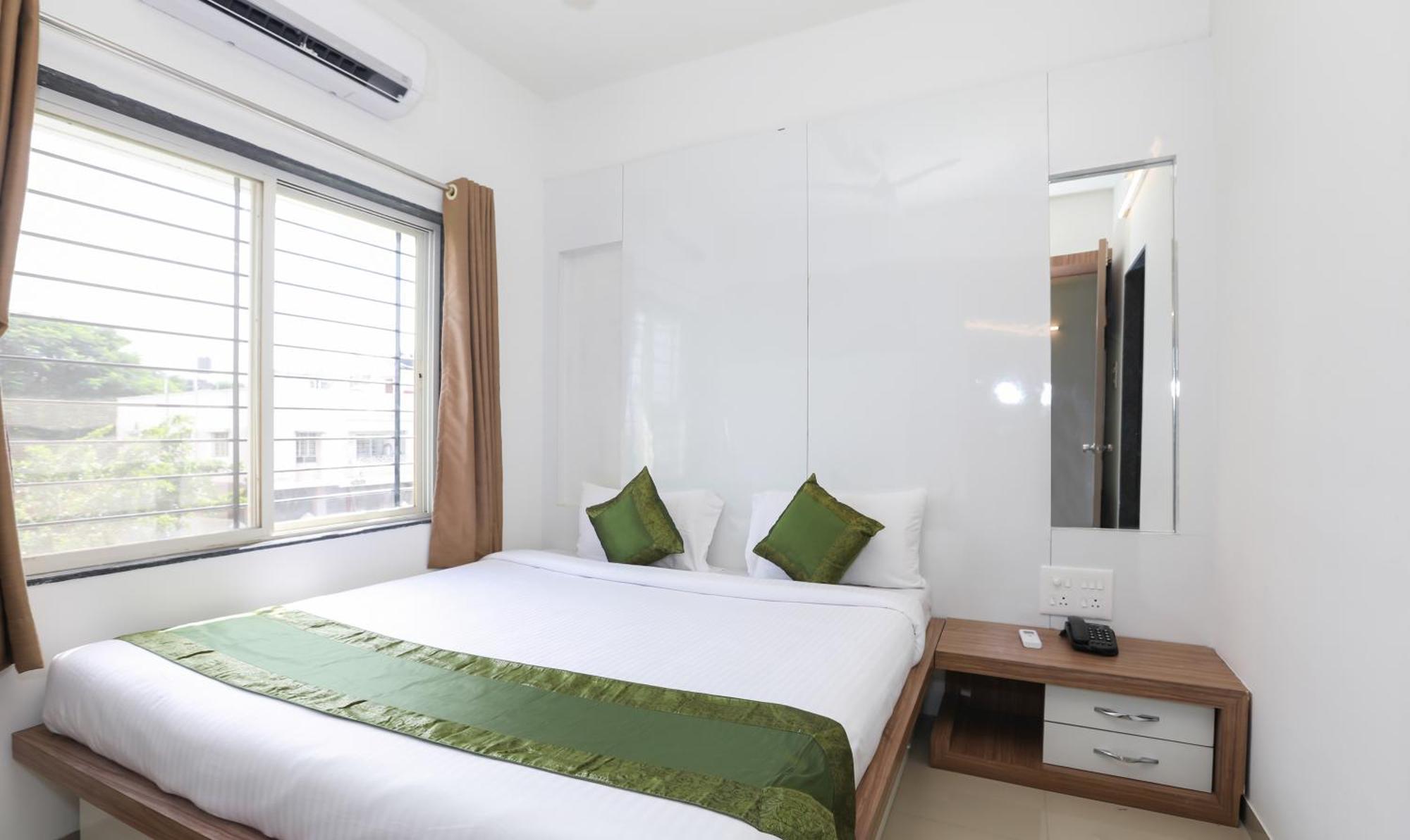 Treebo Sapphire Studio Nashik Exteriör bild