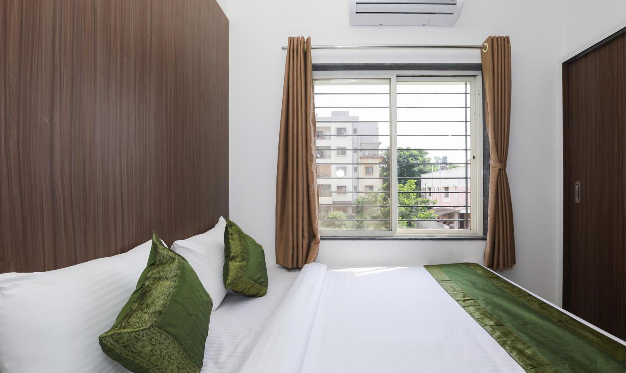 Treebo Sapphire Studio Nashik Exteriör bild