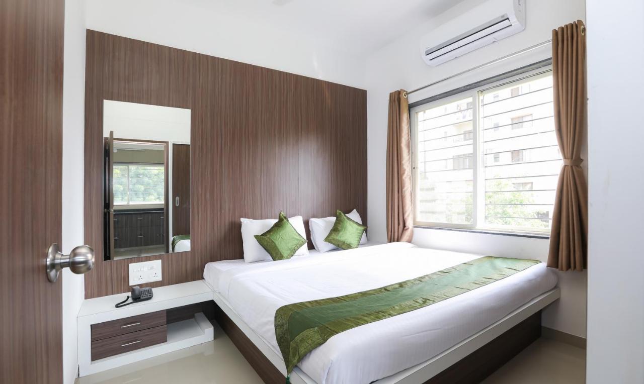 Treebo Sapphire Studio Nashik Exteriör bild