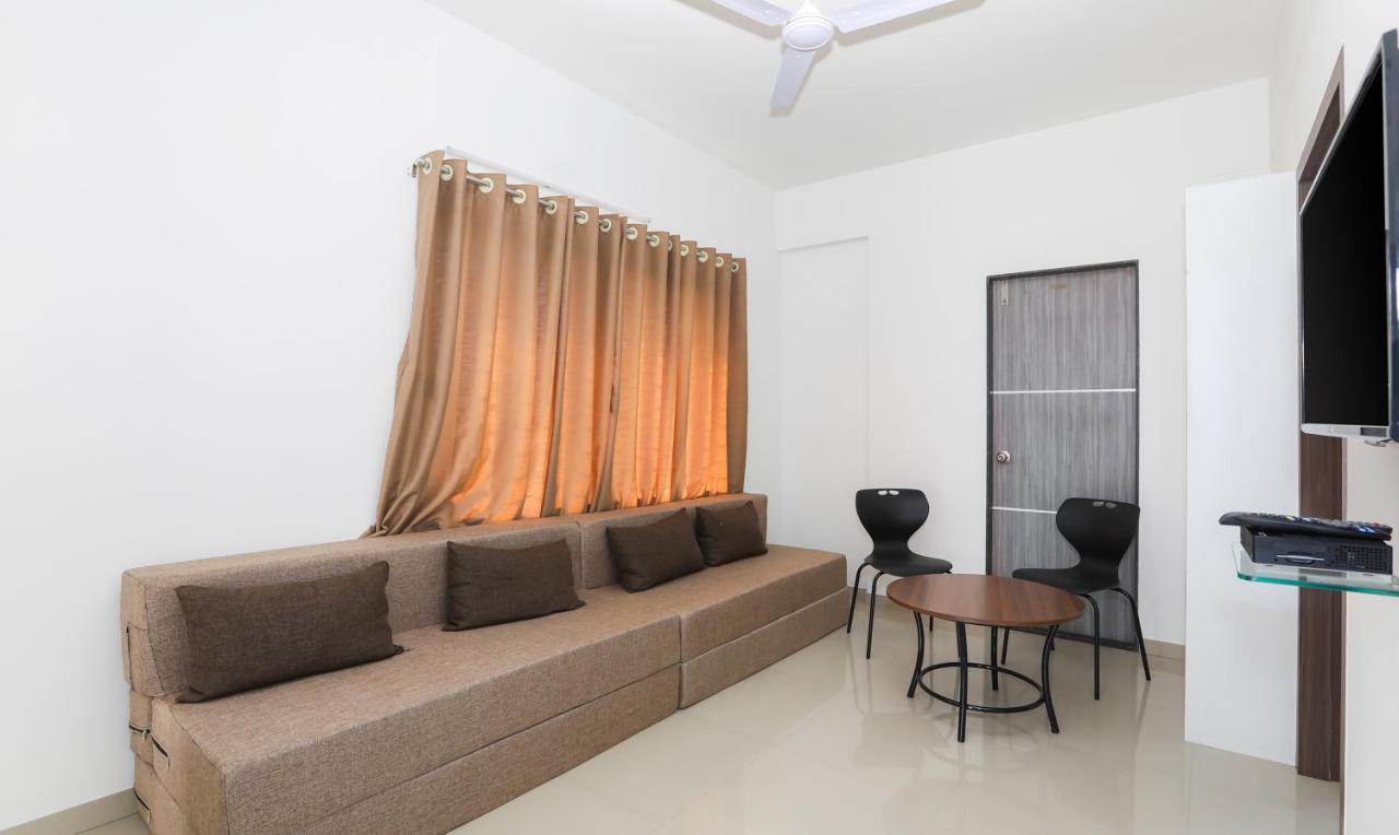 Treebo Sapphire Studio Nashik Exteriör bild