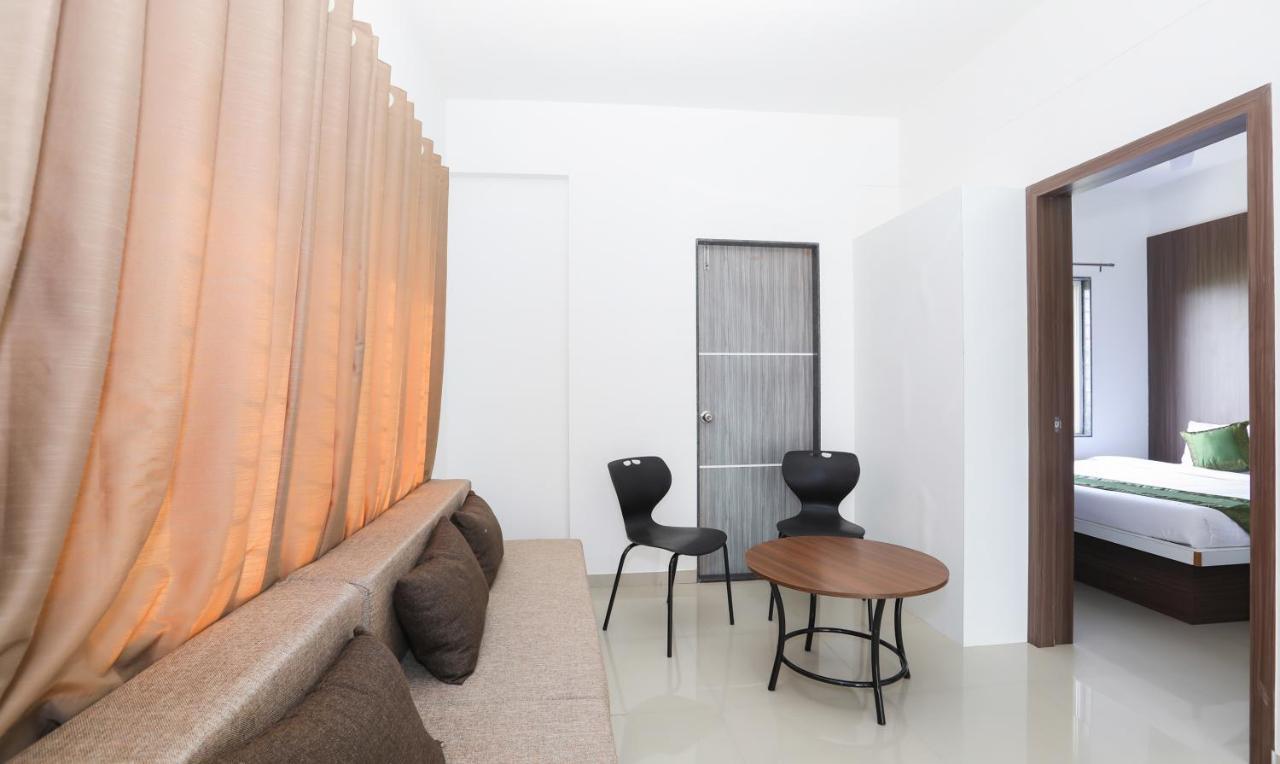 Treebo Sapphire Studio Nashik Exteriör bild